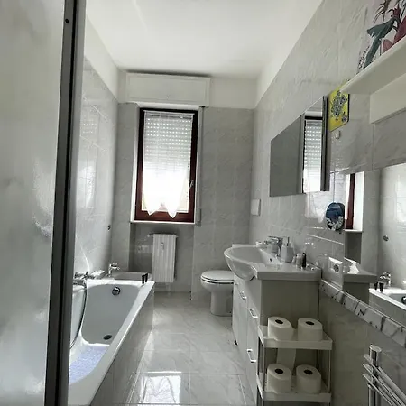 Gogh House In * Bérgamo