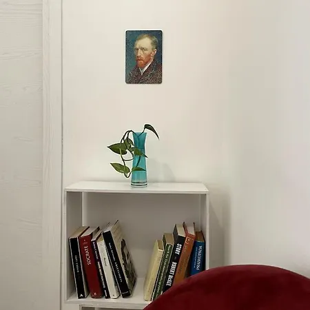 Gogh House In * Bérgamo