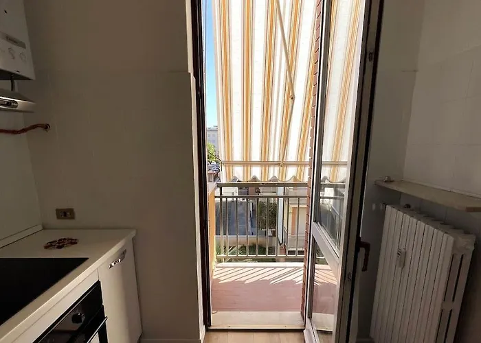 Gogh House In Apartment *