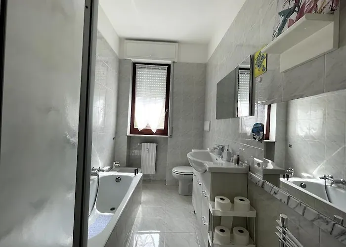 Gogh House In * Bergamo