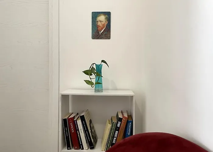 Gogh House In * Bergamo