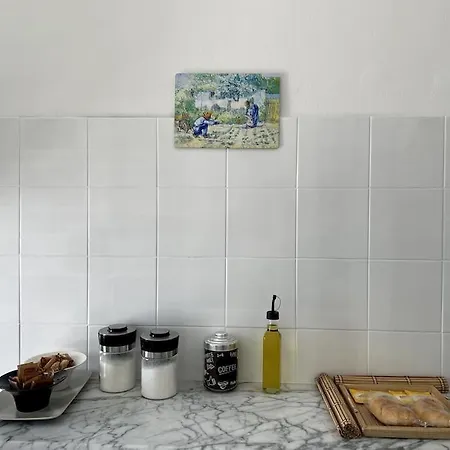 Gogh House In アパート *